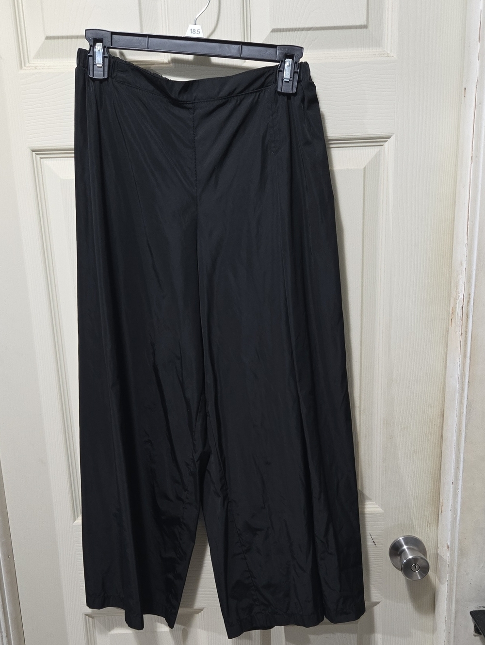 PLANET by Lauren G black Crushed Nylon wide-leg crop pants Gaucho Style Size 1 S